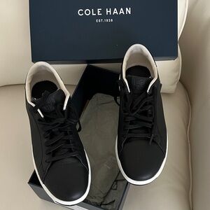 Cole Haan Women’s Black and White Leather Grandpro Tennis Sneakers-size 9B